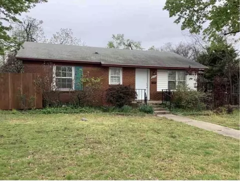 210 E Northrup Dr, Midwest City, OK 73110