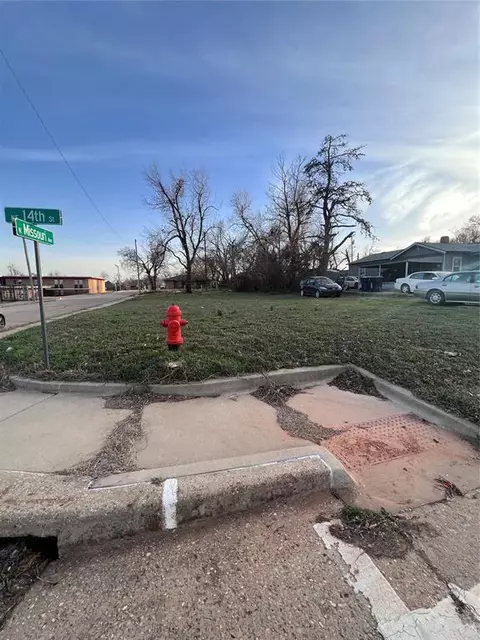 1744 NE 14th St, Oklahoma City, OK 73117