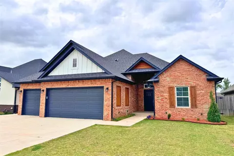 625 E Barajas Ter, Mustang, OK 73064