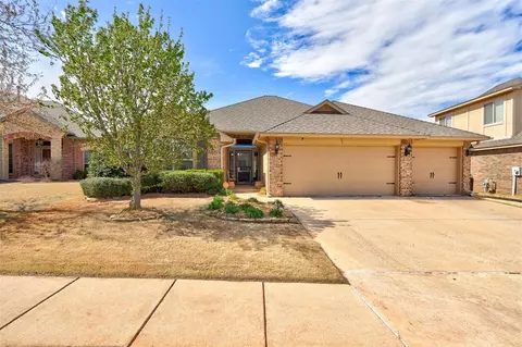 19101 Butterfly Blvd, Edmond, OK 73012