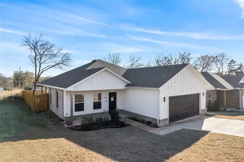 208 E 6th St, Arcadia, OK 73007 photo 2