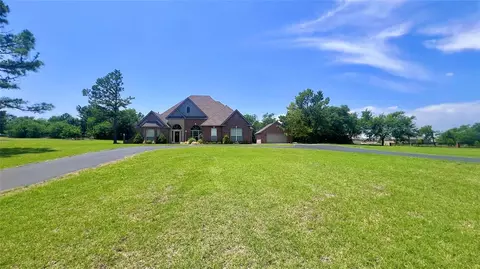 3051 Golden Pond Dr, Norman, OK 73072