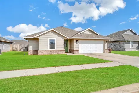 1012 Avalon Dr, Altus, OK 73521 photo 3