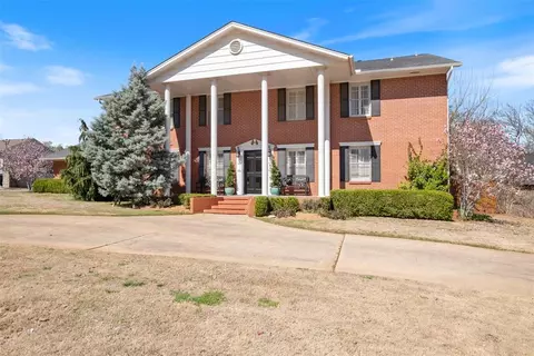 1253 Glenbrook Dr, Oklahoma City, OK 73118
