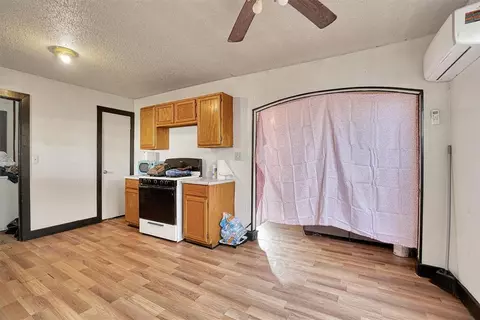 1210 N Crain St, Altus, OK 73521 photo 8