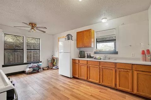 1210 N Crain St, Altus, OK 73521 photo 11