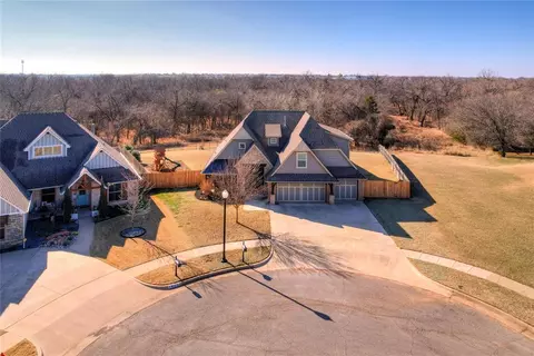 804 NW 184th Ct, Edmond, OK 73012