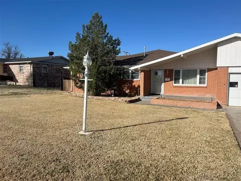 1810 N Lelia St, Guymon, OK 73942