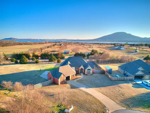1115 NW Mt Marcy Dr, Lawton, OK 73507