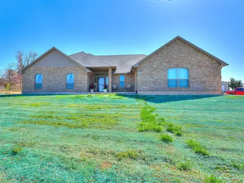 5795 Cedar Tree Cir, Guthrie, OK 73044