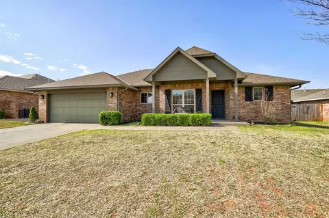 7023 Cherokee Xing E, Warr Acres, OK 73132