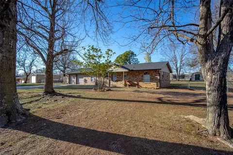 1725 Mimosa Ln, Newcastle, OK 73065