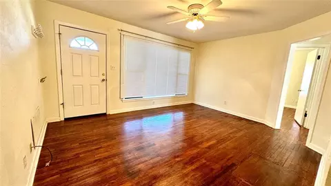 106 E Haddock St, Norman, OK 73069 photo 4