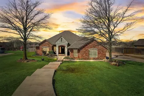 15431 Bay Ridge Dr, Oklahoma City, OK 73165