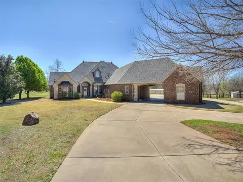 3518 Blue Stem Dr, Tuttle, OK 73089 photo 2