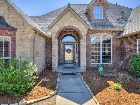 3518 Blue Stem Dr, Tuttle, OK 73089 photo 3