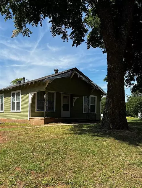 506 E Oak St, Noble, OK 73068 photo 3
