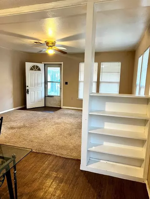 506 E Oak St, Noble, OK 73068 photo 6