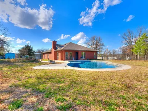 11526 John Ryan Dr, Oklahoma City, OK 73165