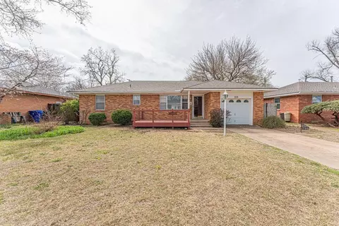 1722 Caddell Ln, Norman, OK 73069