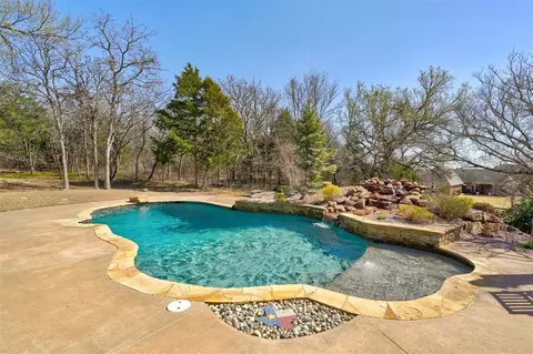 2000 Maria Cir, Edmond, OK 73034 photo 41