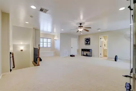 2000 Maria Cir, Edmond, OK 73034 photo 36