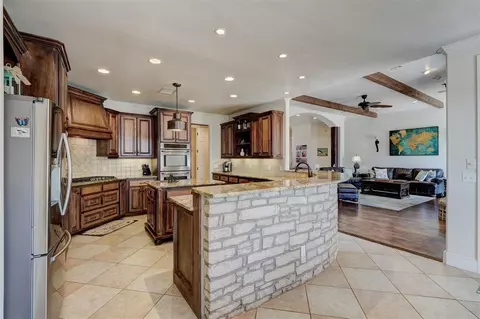 2000 Maria Cir, Edmond, OK 73034 photo 12