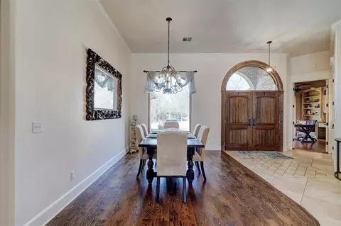 2000 Maria Cir, Edmond, OK 73034 photo 5