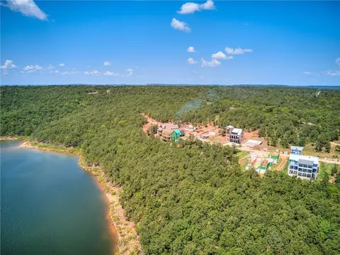 132 Lower Green Way, Carlton Landing, OK 74432