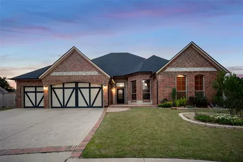 17109 Prestwick Cir, Edmond, OK 73012