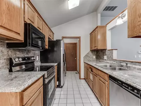 3512 Shadow St, Norman, OK 73071 photo 17