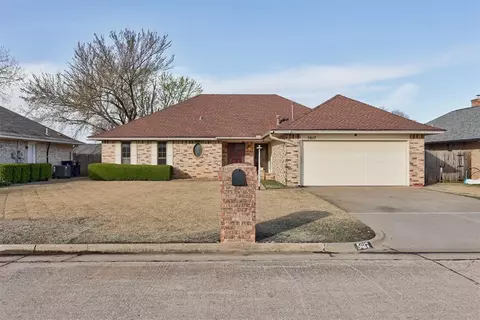 5617 S Ventura Dr, Del City, OK 73135
