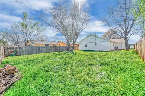 812 N Chalmers St, Altus, OK 73521 photo 28