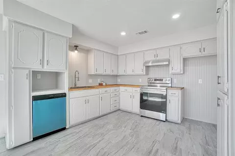 812 N Chalmers St, Altus, OK 73521 photo 9
