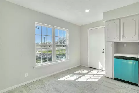 812 N Chalmers St, Altus, OK 73521 photo 13
