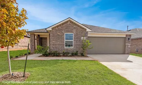 4128 Canyon Ridge Ln, Mustang, OK 73064