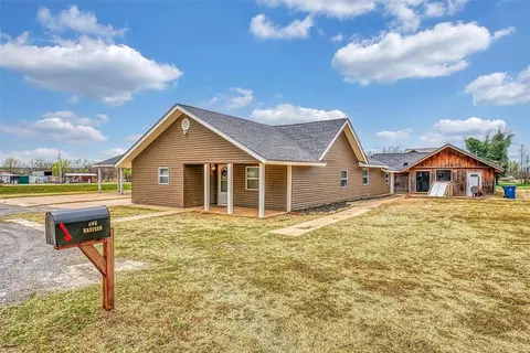 804 Madison, Bessie, OK 73622