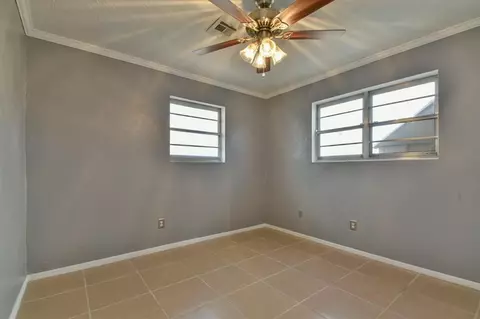 13 NW 6 Th St, Tuttle, OK 73089 photo 9