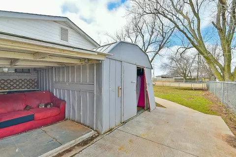 13 NW 6 Th St, Tuttle, OK 73089 photo 6