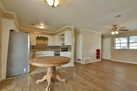 13 NW 6 Th St, Tuttle, OK 73089 photo 20