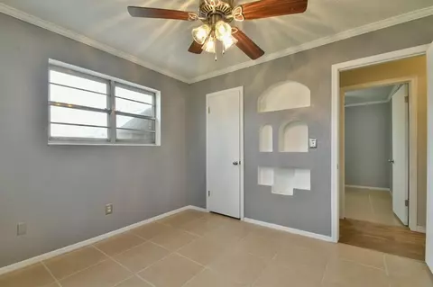 13 NW 6 Th St, Tuttle, OK 73089 photo 8