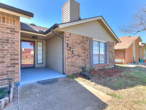 530 NW 137th St, Edmond, OK 73013