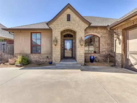 4021 Slater Dr, Norman, OK 73071