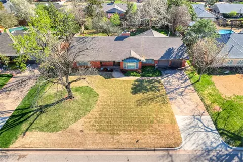 2624 W Country Club Dr, Oklahoma City, OK 73116