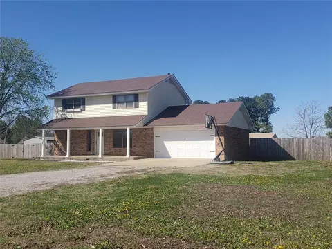 18 Melissa Dr, Shawnee, OK 74801