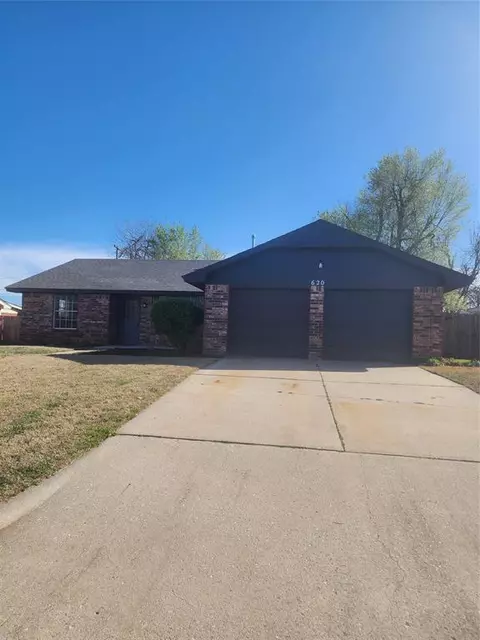 620 Queensboro Pl, Yukon, OK 73099