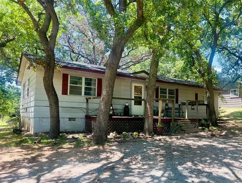302 N Oak St, Meeker, OK 74855