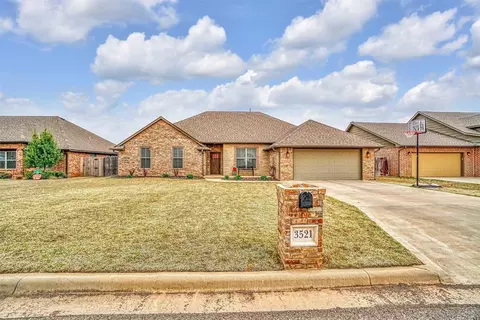 3521 Regal Dr, Altus, OK 73521