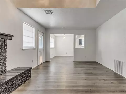501 S Patterson Dr, Moore, OK 73160 photo 17