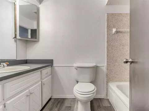 501 S Patterson Dr, Moore, OK 73160 photo 24
